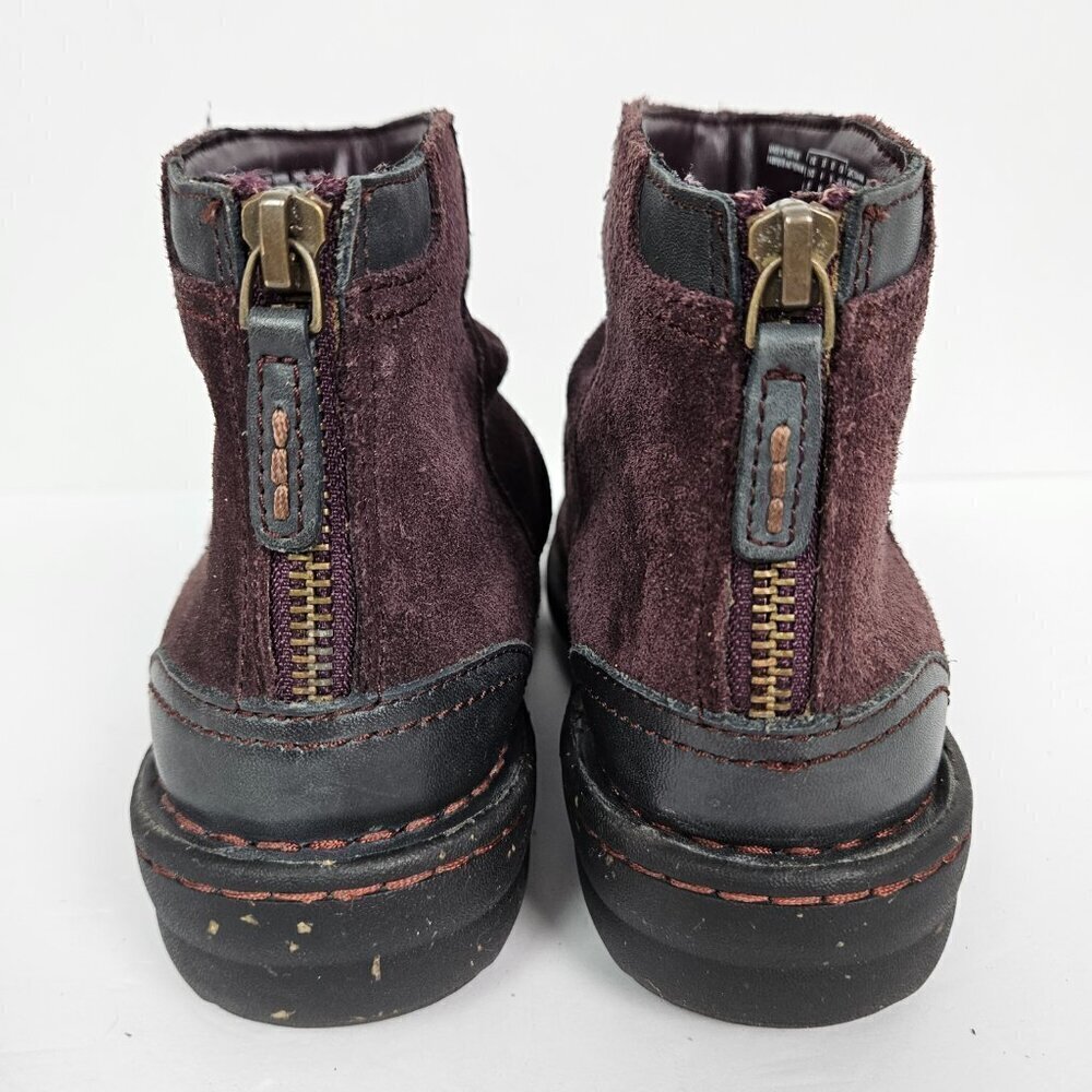 Clarks Avington Swan Purple Suede Gathered Scrunch Ankle Boot US 6 - Picture 6 of 9